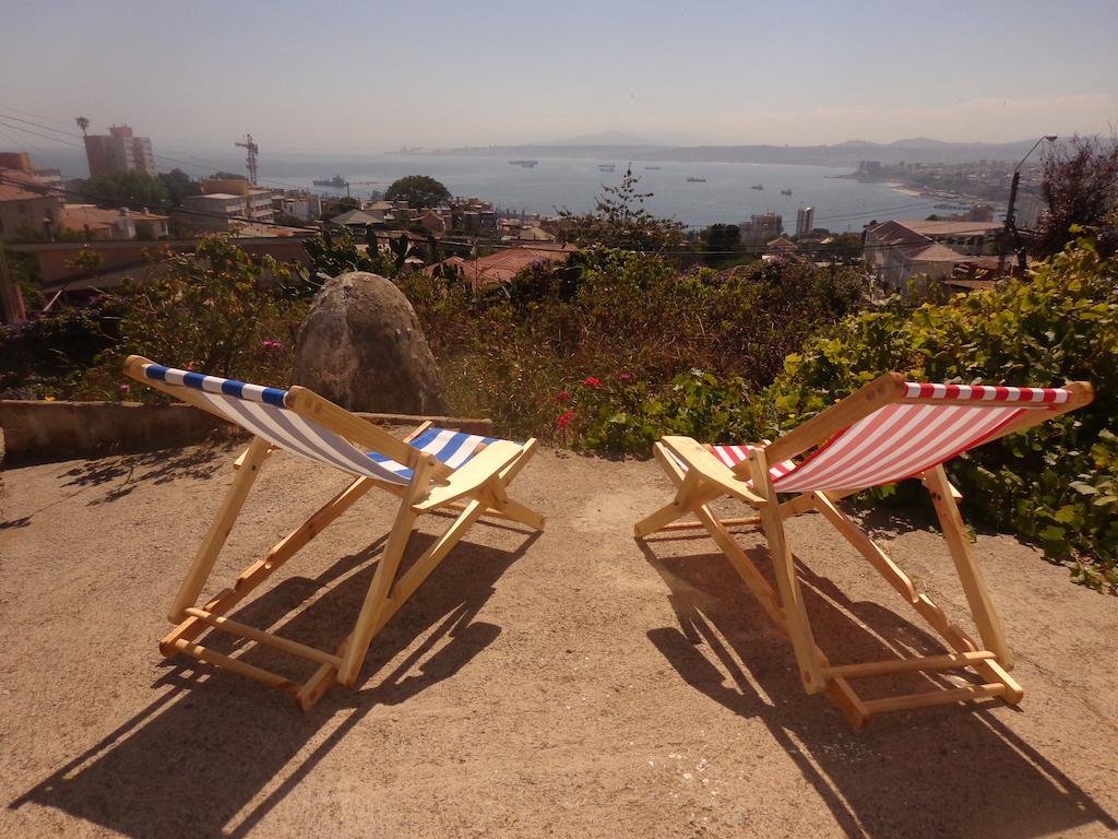 Hostal Faro Azul Valparaiso Exterior photo